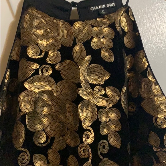 Dress - Picture 3 of 3